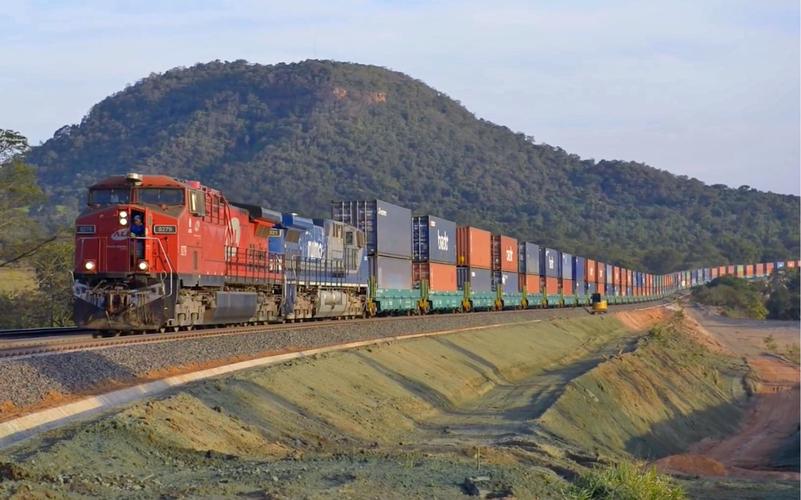 世界上最高的貨運(yùn)火車(chē)世界上最高的貨運(yùn)火車(chē)是什么